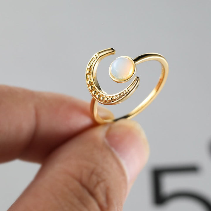 Olivenorma Anello aperto con pietra di luna e accessori luna sole