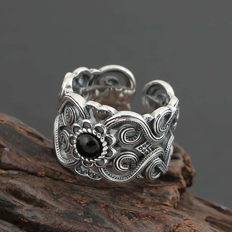 Anello regolabile con motivo etnico in onice nero Olivenorma