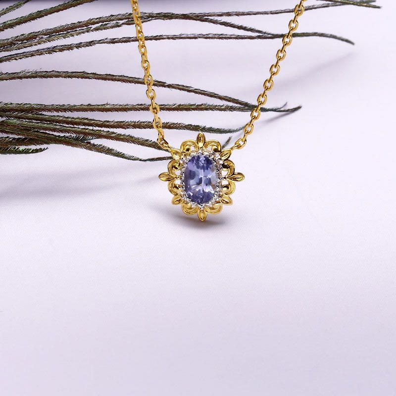 Collana con ciondolo semplice retrò in stile europeo con zaffiro Olivenorma