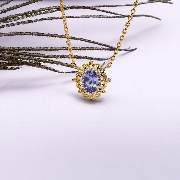 Collana con ciondolo semplice retrò in stile europeo con zaffiro Olivenorma