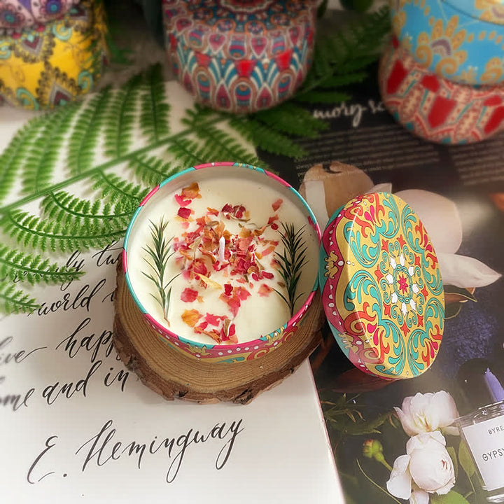 Candela aromatica con fiori secchi naturali