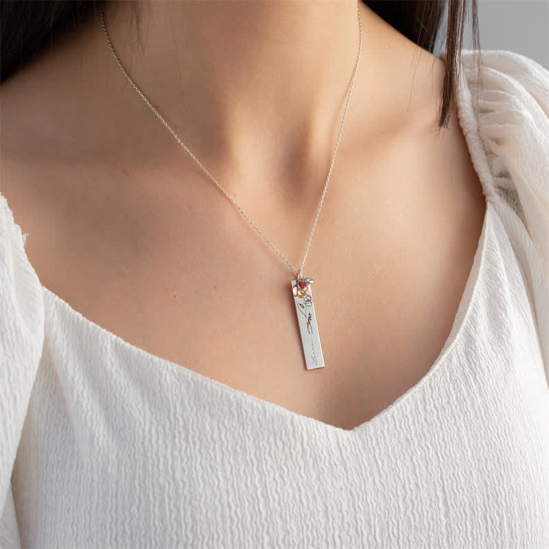 Olivenorma Collana personalizzata con fiore di nascita e pietra portafortuna con nome