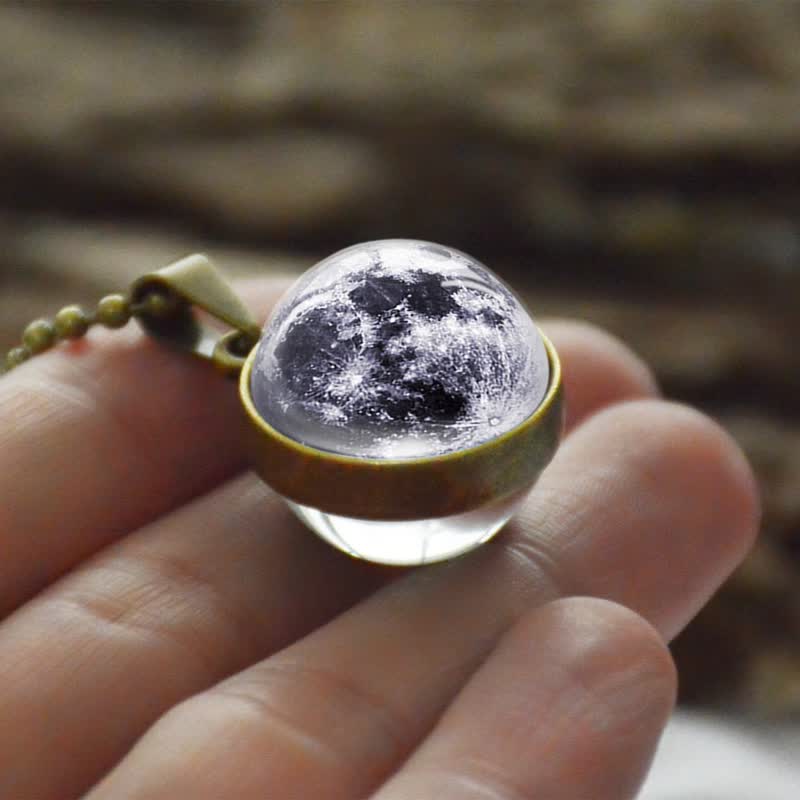 Collana con sfera in vetro di luna e colori Olivenorma