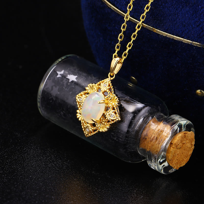 Collana con ciondolo a rombo in opale naturale Olivenorma