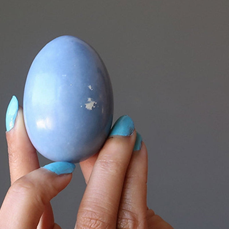Uovo di cristallo dell'angelo custode dell'angelite di Pasqua