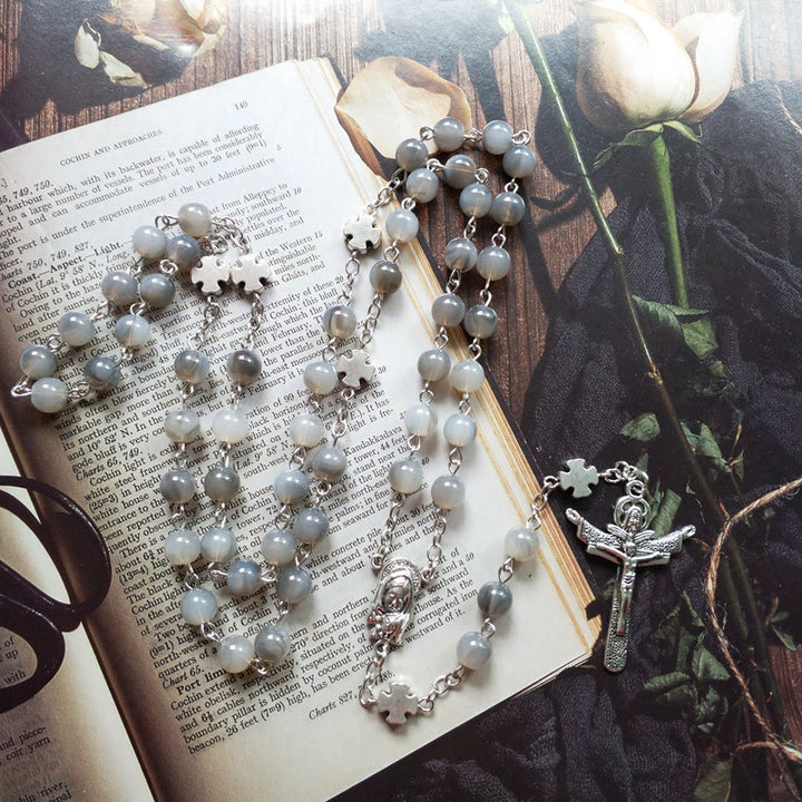 Collana rosario con croce di Gesù in argento e pietra di luna grigia Olivenorma 