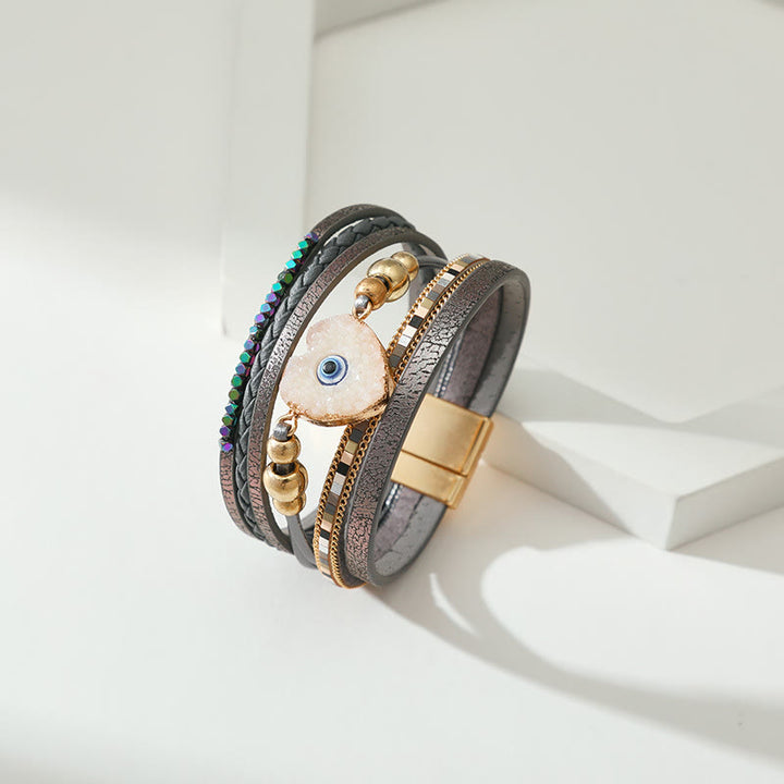 Olivenorma "Tripla protezione" Braccialetto con perline dorate e cristallo a forma di cuore contro il malocchio