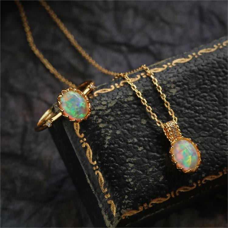 Collana con anello dorato giallo opale Olivenorma