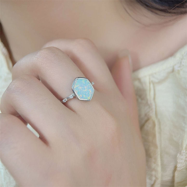 Anello Olivenorma Hexagon Opal Zircone grezzo