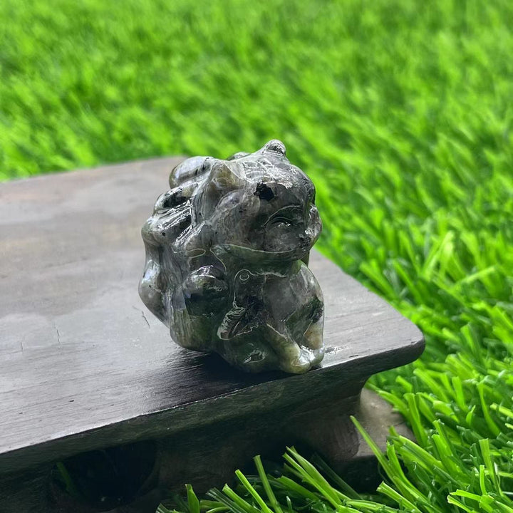 Olivenorma Pietra Naturale 3cm Decorazione in Pietra Preziosa a Forma di Volpe a Nove Code 