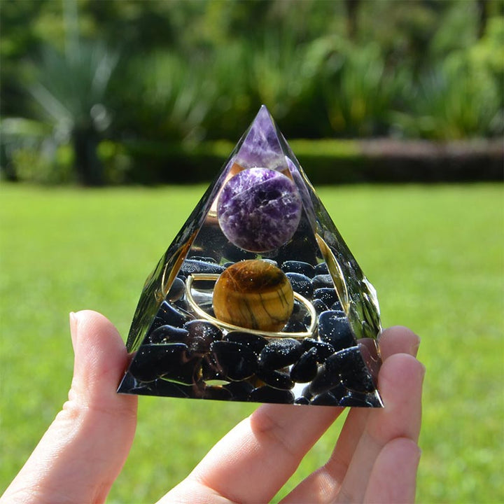 Sfera di ametista Olivenorma con piramide di orgone in ossidiana occhio di tigre 