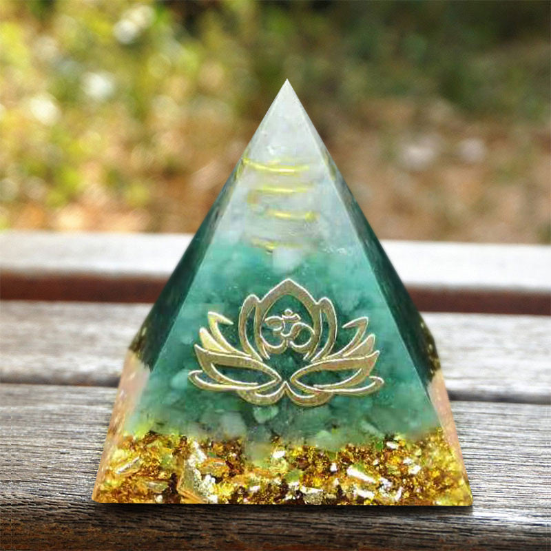 Piramide di orgone di loto di avventurina verde Olivenorma