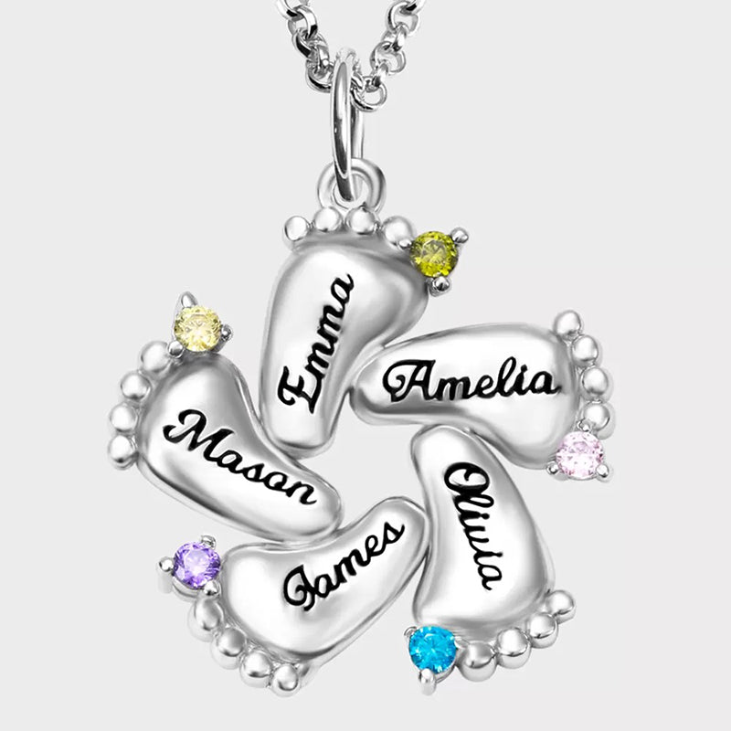 Olivenorma Collana personalizzata e incisa con pietre portafortuna a forma di piedini di bambino