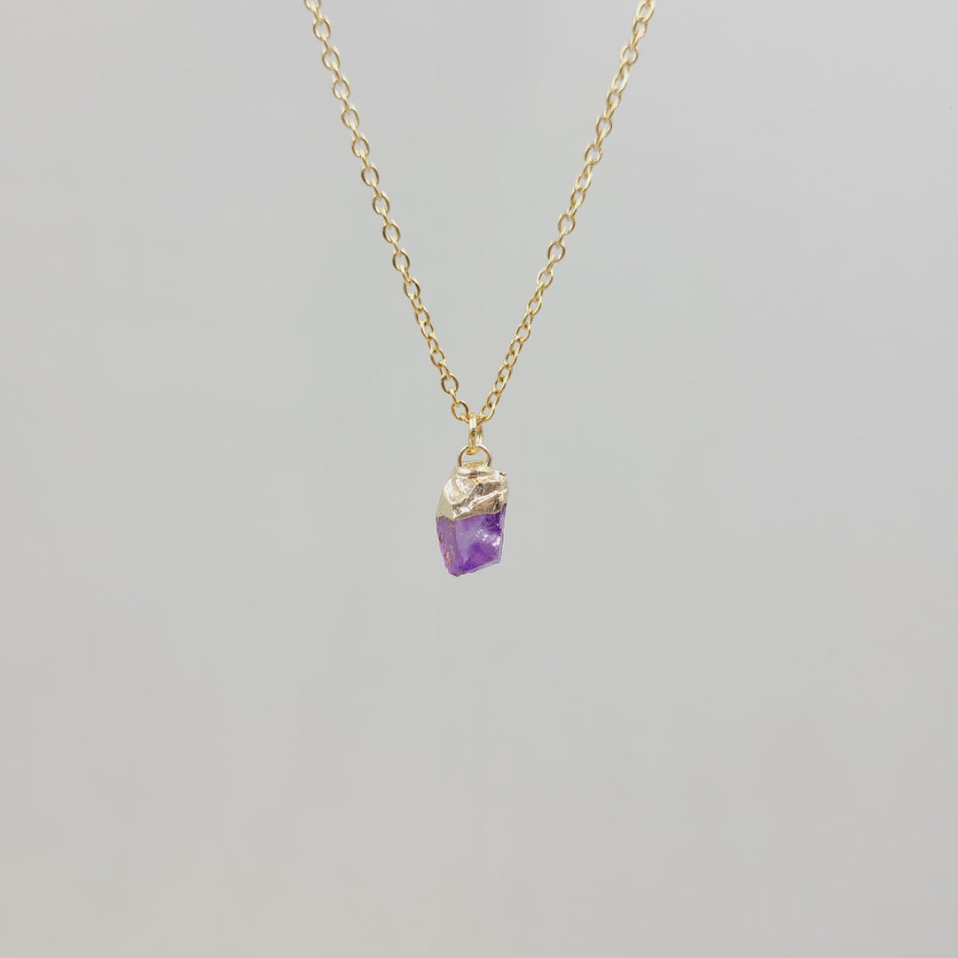 Collana con pietra preziosa grezza di cristallo irregolare Olivenorma 