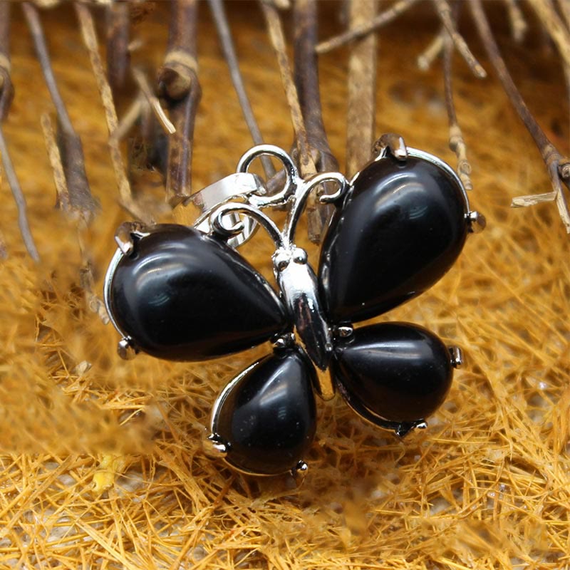 Collana a farfalla con pietra preziosa di cristallo naturale Olivenorma
