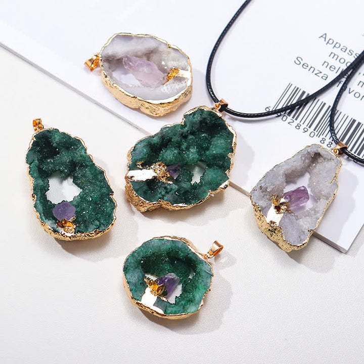 Collana di roccia geode di cristallo naturale