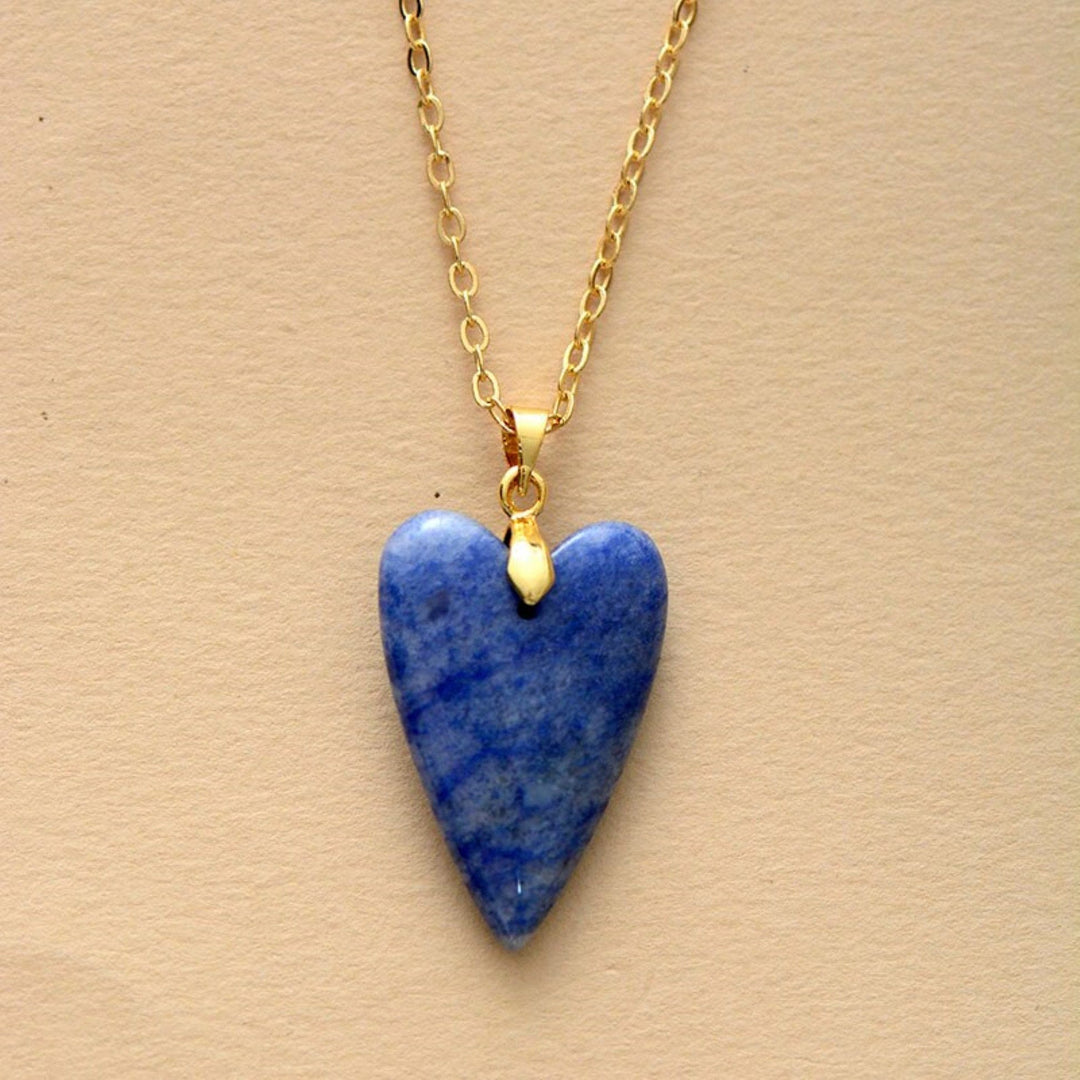 Collana con ciondolo a forma di cuore in cristallo curativo Olivenorma
