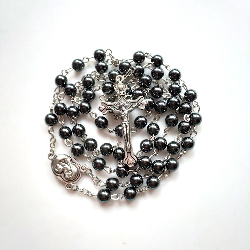 Collana con ciondolo a croce con medaglia sacra in ematite Olivenorma 
