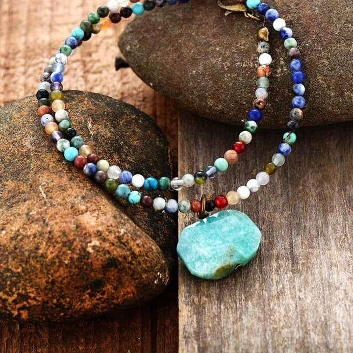 Olivenorma Collana girocollo con ciondolo geometrico in amazzonite Mala