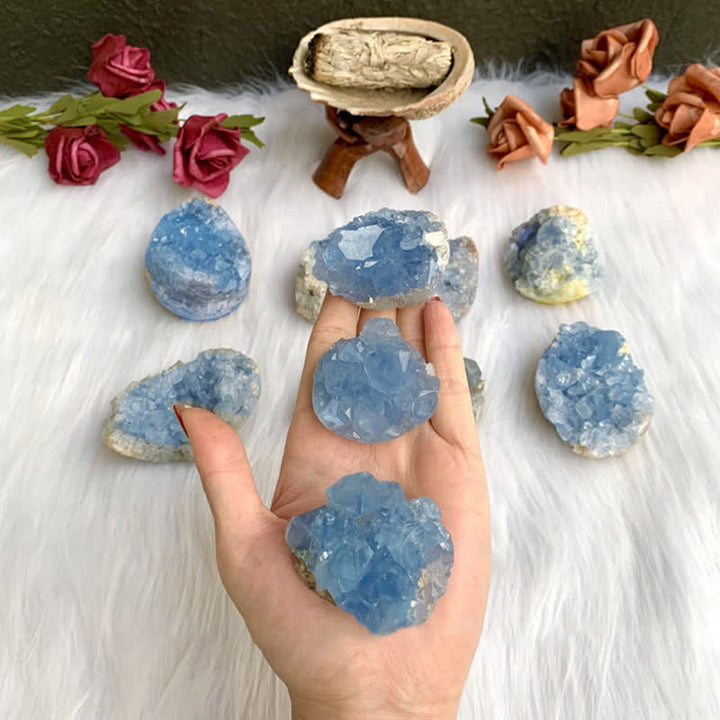 Decorazione con pietra preziosa curativa in geode di cianite naturale Olivenorma