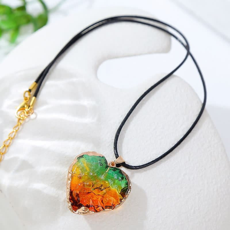 Collana di cristallo di fluorite a forma di cuore creativo