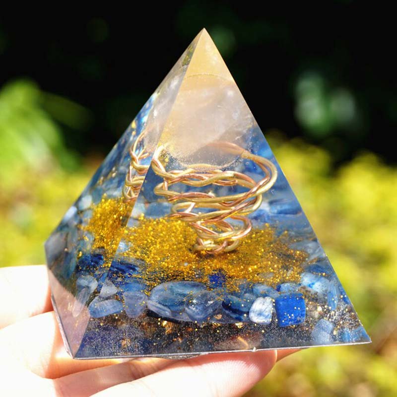 Piramide di orgone in quarzo rosa e cianite Olivenorma