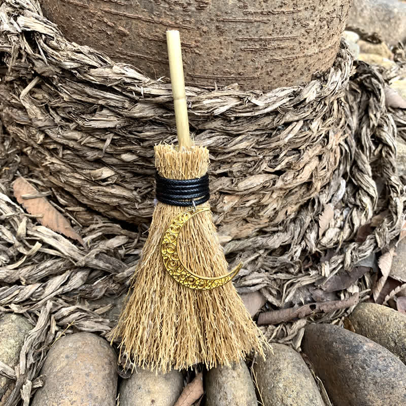 Olivenorma Mini scopa fatta a mano in cristallo ornamentale
