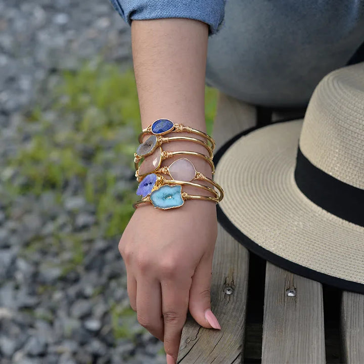 Braccialetto fatto a mano con avvolgimento a grappolo irregolare di agata naturale Olivenorma 