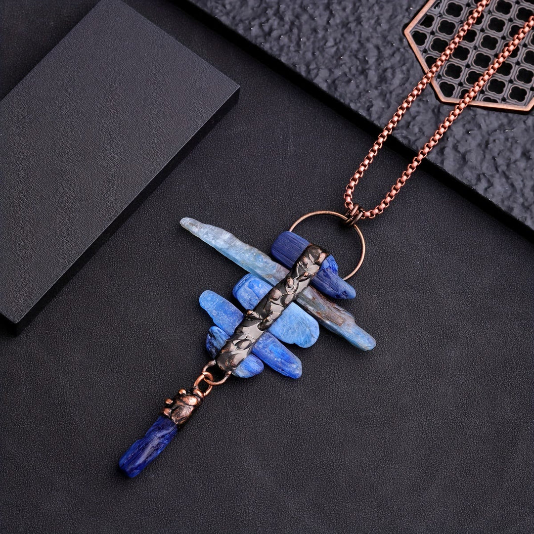 Collana con nappa a sei maglie in pietra originale cianite irregolare Olivenorma