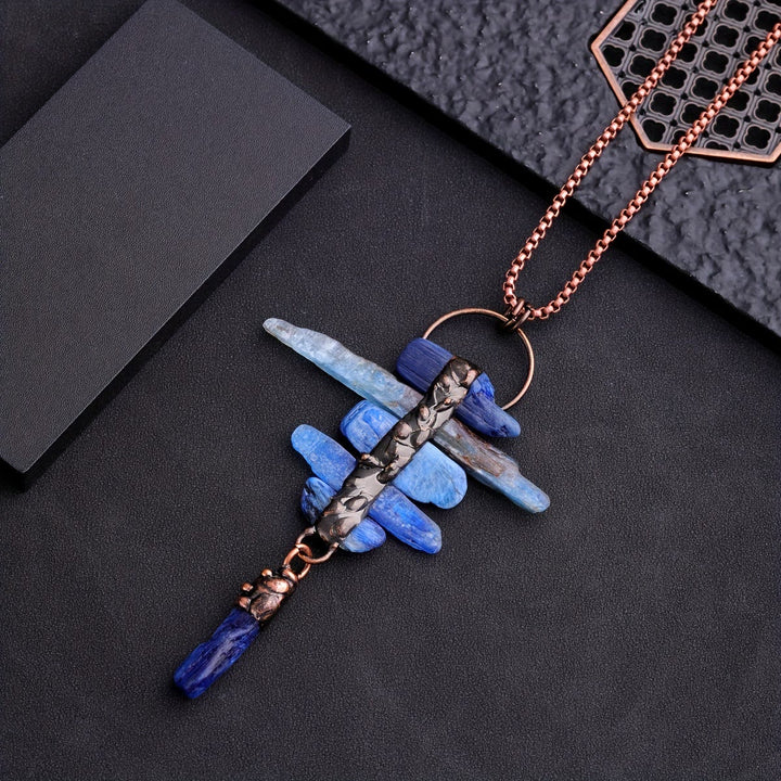 Collana con nappa a sei maglie in pietra originale cianite irregolare Olivenorma