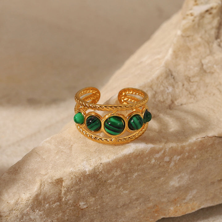 Olivenorma Anello aperto in malachite naturale verde oro