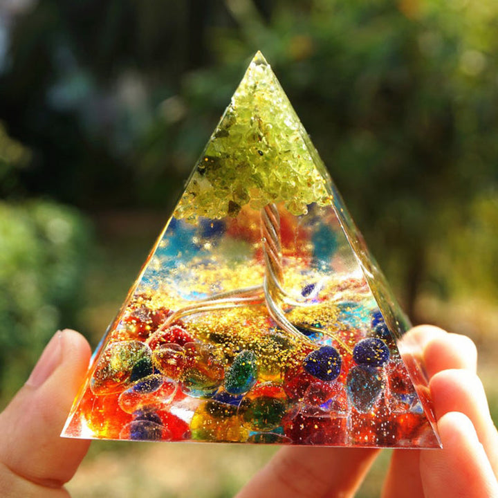 Olivenorma Fluorite Peridoto Albero della vita Piramide di orgone