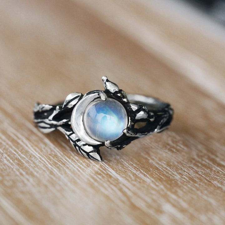 Anello con luce lunare in pietra di luna Olivenorma 