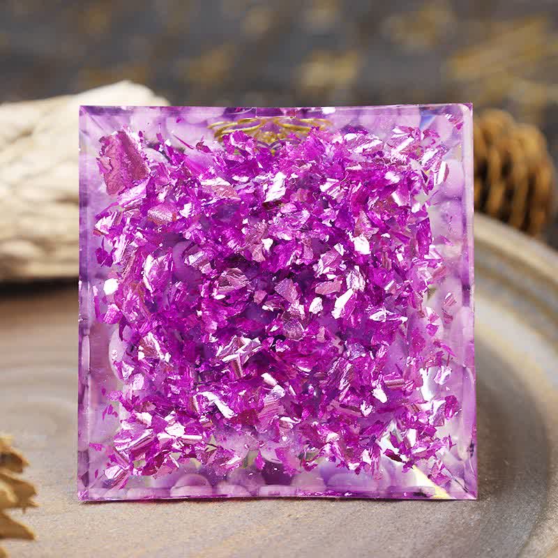 Olivenorma Buddha Lotus con piramide di giada viola Orgone