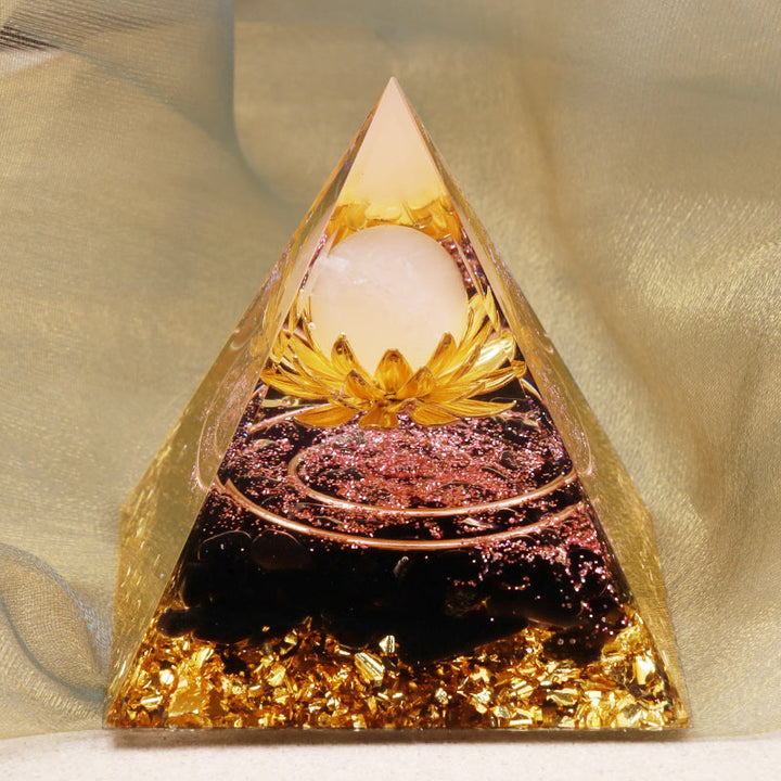 Olivenorma Cristallo trasparente Ossidia Simbolo del loto Piramide di orgone