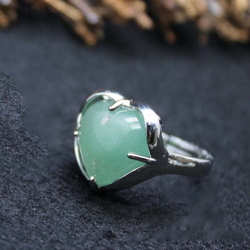 Anello a forma di cuore in cristallo di pietra naturale Olivenorma