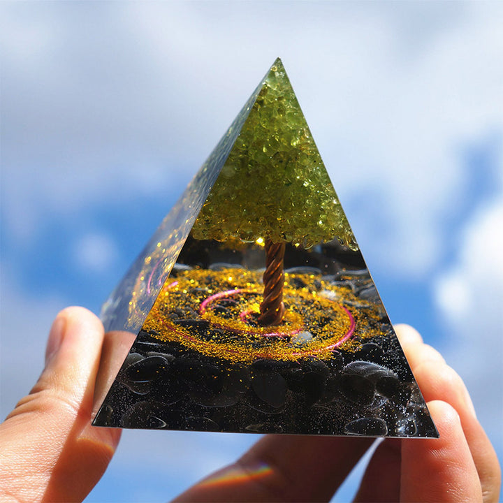 Olivenorma Peridoto con ossidiana Albero della vita Piramide di orgone 