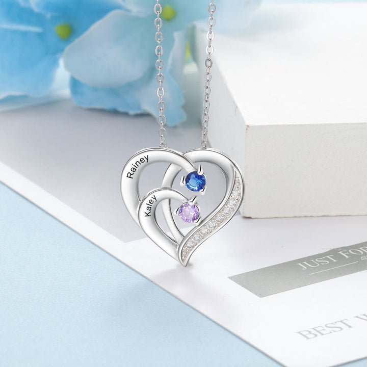 Collana personalizzata Olivenorma con cuore inciso e pietre portafortuna