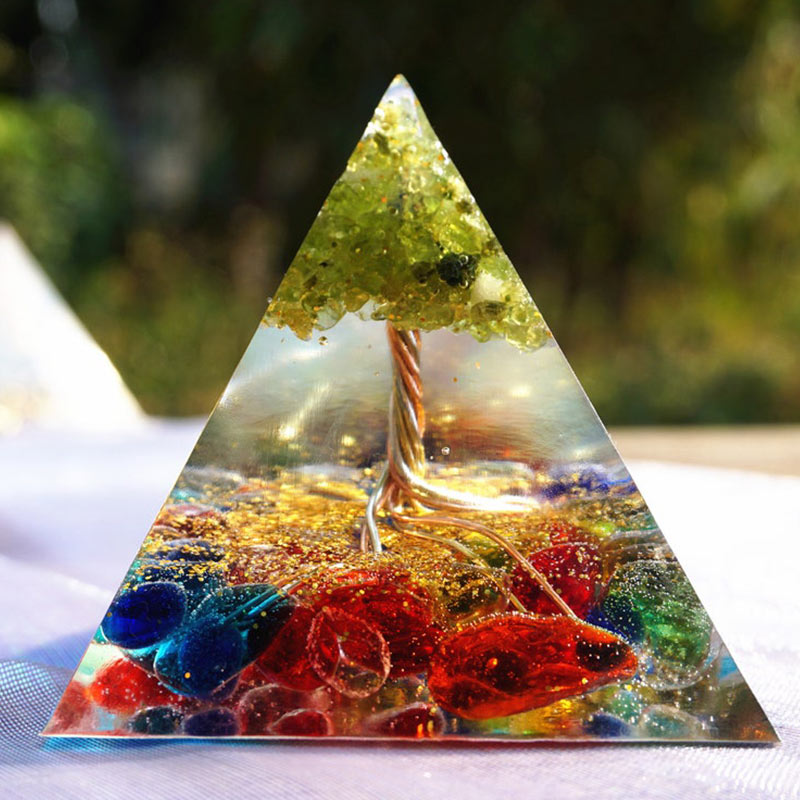 Olivenorma Fluorite Peridoto Albero della vita Piramide di orgone