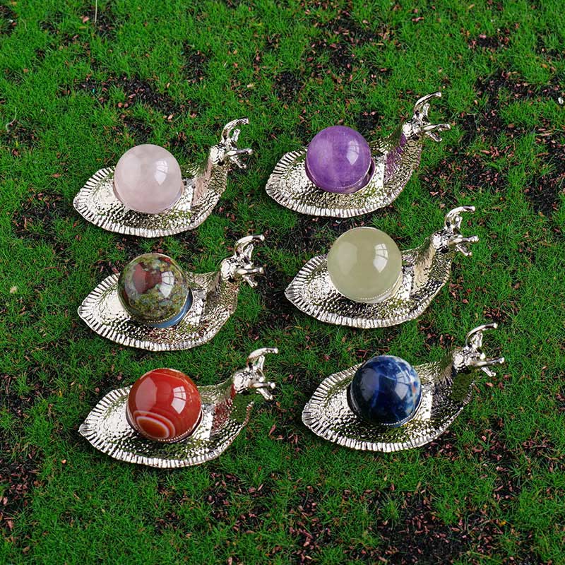 Olivenorma Portapalle di Cristallo Naturale Piccola Decorazione a Forma di Lumaca con Pietre Preziose 