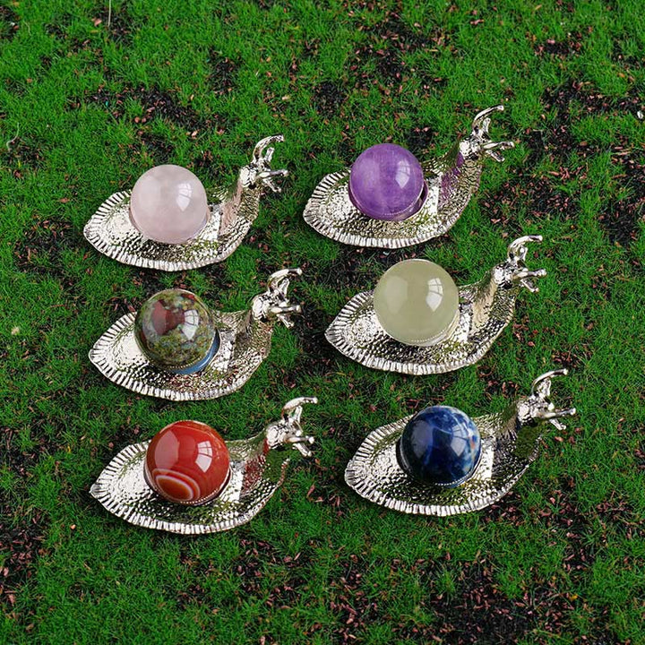 Olivenorma Portapalle di Cristallo Naturale Piccola Decorazione a Forma di Lumaca con Pietre Preziose 