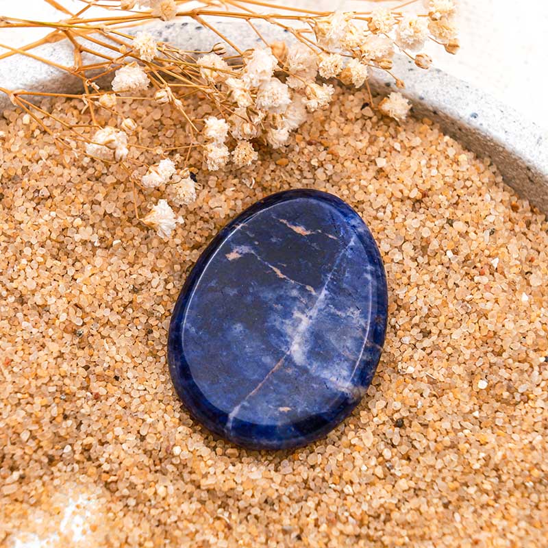 Olivenorma Sodalite Pietra calmante per il pollice e le preoccupazioni