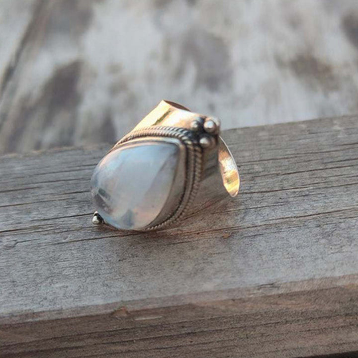 Anello retrò in pietra di luna Olivenorma