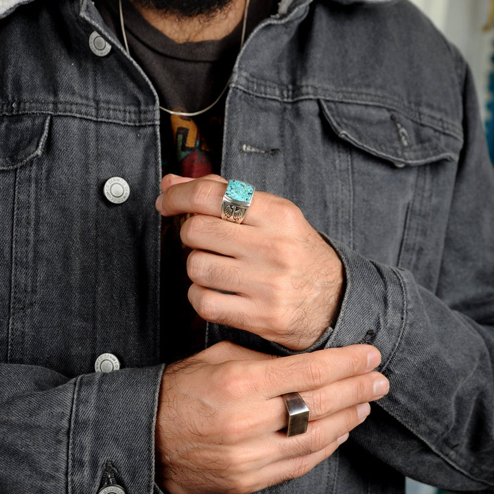 Anello da uomo con aquila in turchese