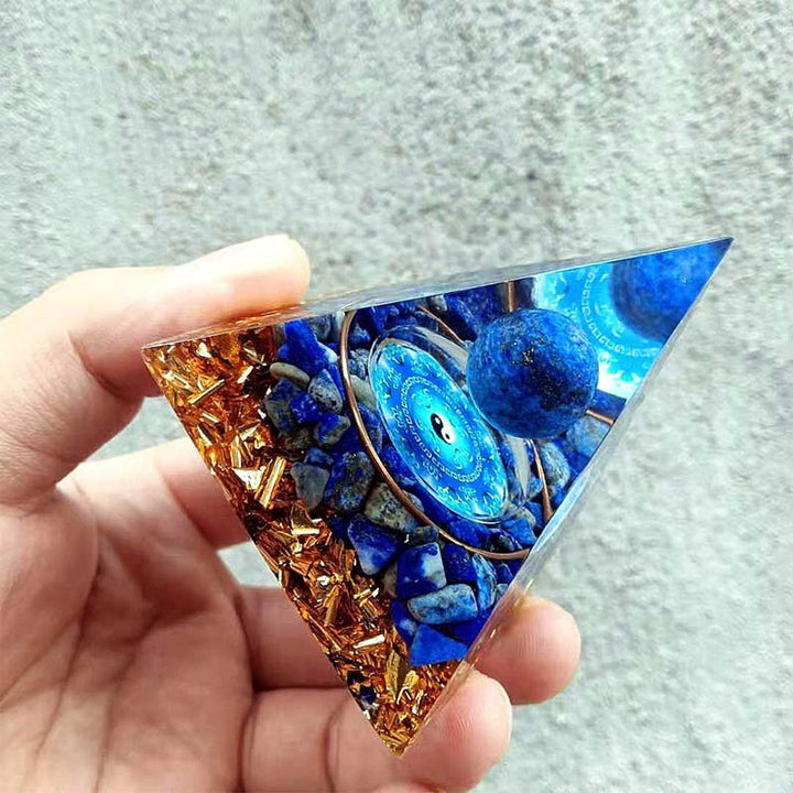 Piramide di pietra naturale di orgone Olivenorma Lapislazzuli 
