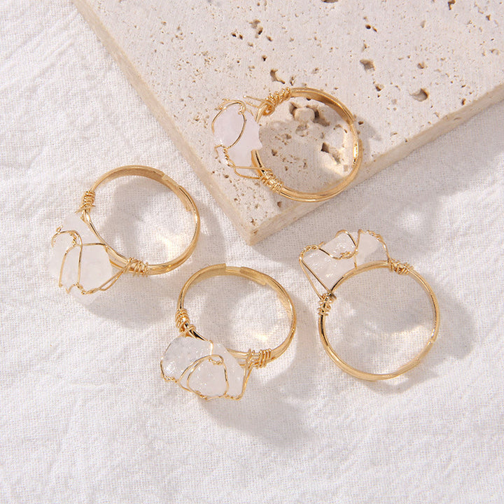 Anello con pietra preziosa naturale irregolare e ruvida Olivenorma