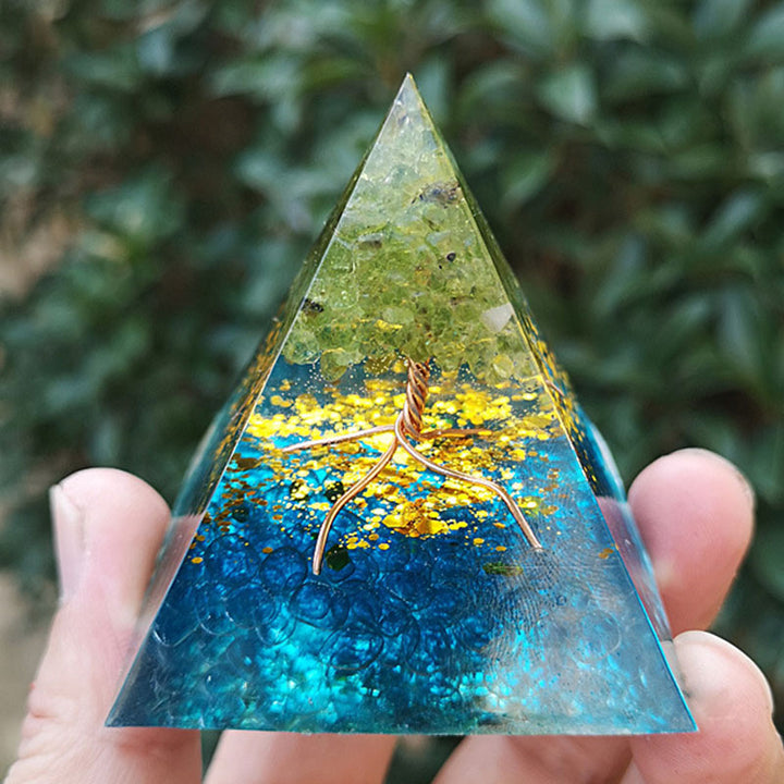 Olivenorma Acquamarina Peridoto Albero della vita Piramide di orgone