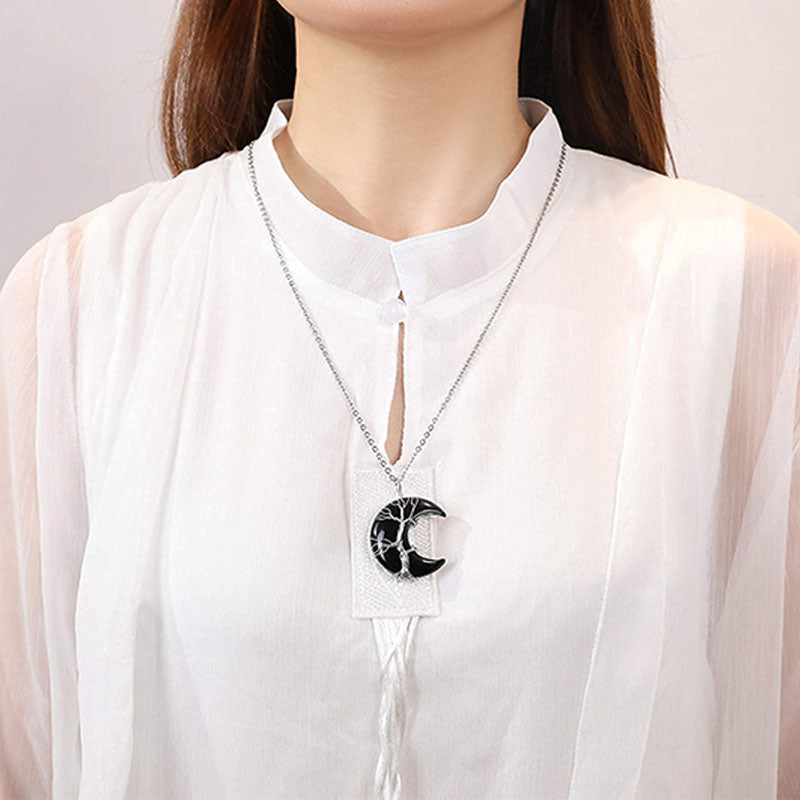Collana con luna e chakra naturale Olivenorma