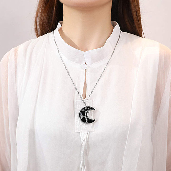 Collana con luna e chakra naturale Olivenorma