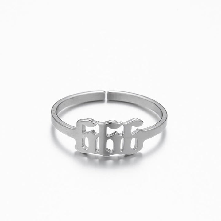 Anello portafortuna minimalista con numero angelico
